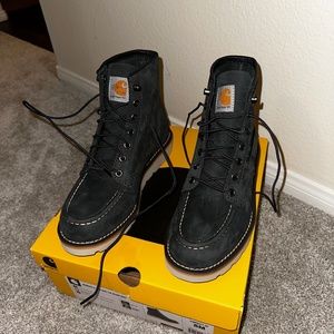 Carhartt women’s  Suede boots Size 8